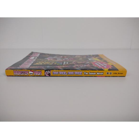 Monster High Boo York, Boo York a Monsterrific Musical! The Junior Novel 2015 - Picture 4 of 8